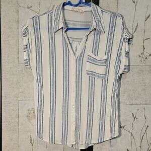 Sweet Wanderer Blue and White Button-Down Shirt